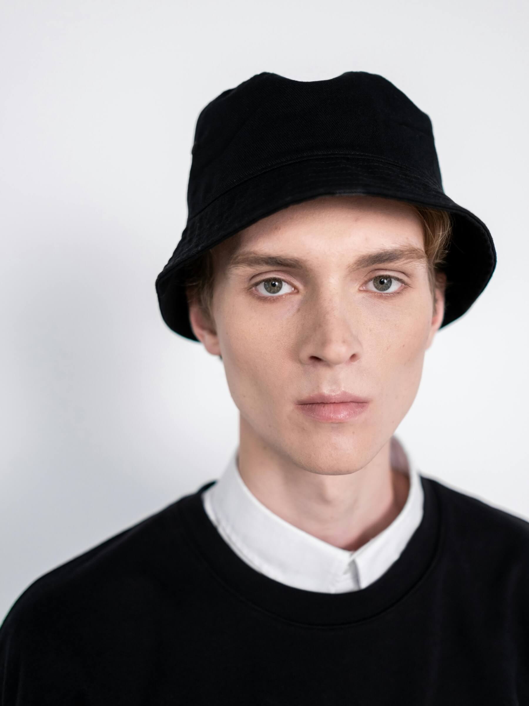 Bucket hat